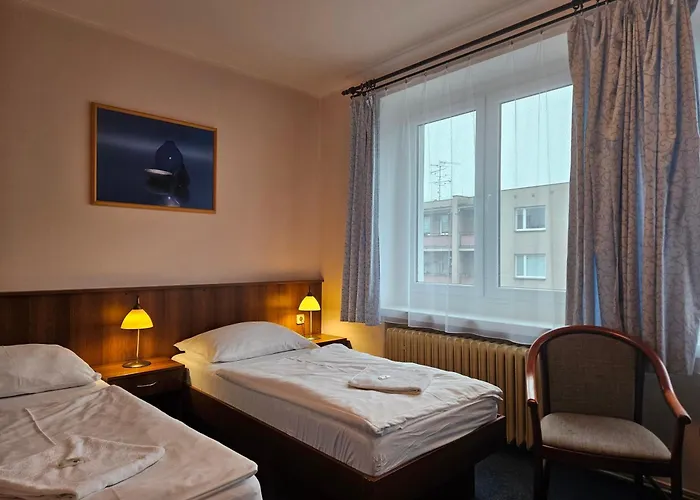 Hotel Trim